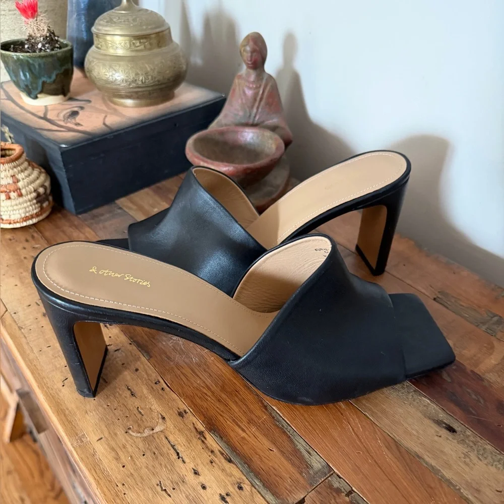 & OTHER STORIES Heeled Leather Square Toe Sandals